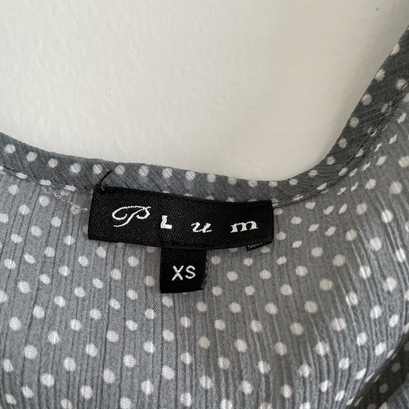 Grey polka dot short sleeve button up blouse - Picture 2 of 4